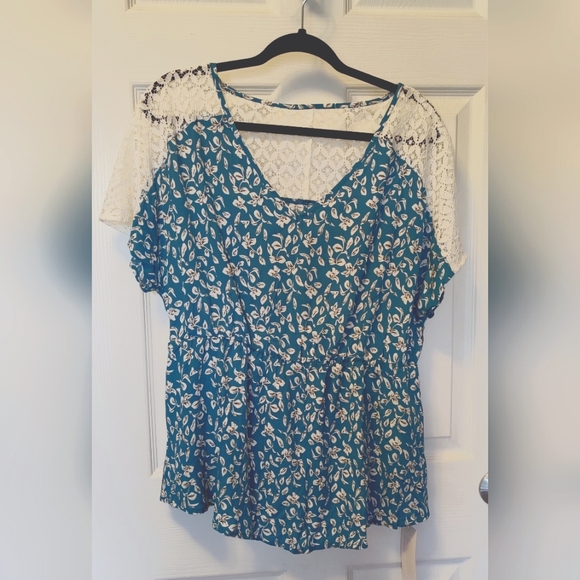 BloomChic Ditsy Floral Ruffles Raglan Sleeve Contrast Lace Blouse-Teal Sz 14-16 - Picture 2 of 5